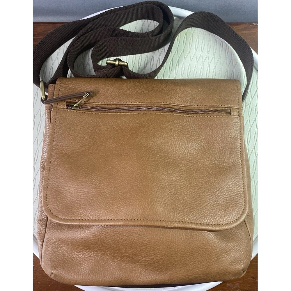 Fossil Saddle Leather Duffle Bag Brown Purse Messenger Weekend Bag EUC 11x10x2.5